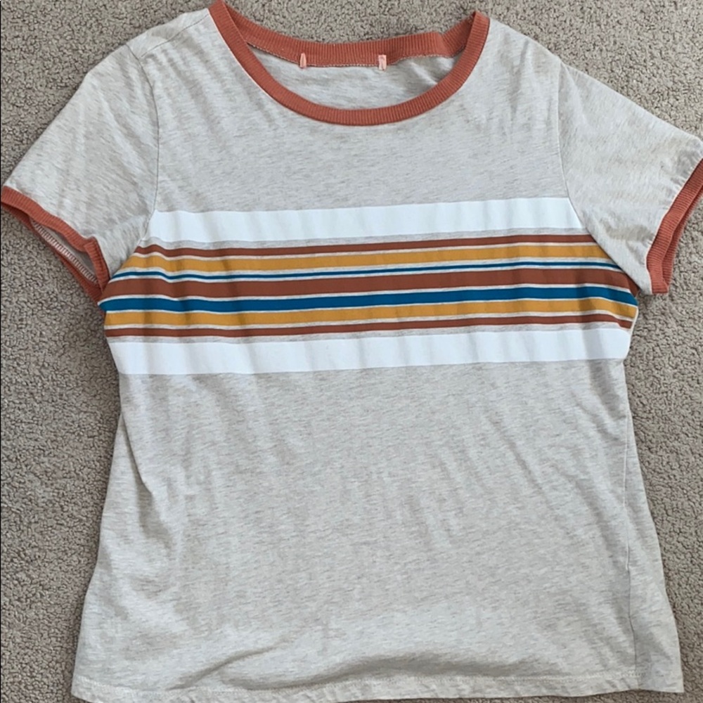 WORN ONCE Super cute t-shirt